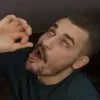 Стикер 17 Юлик Еще