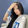 Стикер 28 Yuna