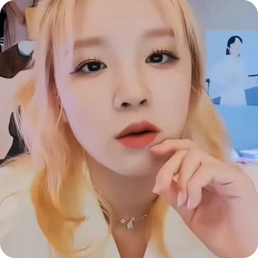 🧞‍♀️ Стикер «yuqi» для Telegram