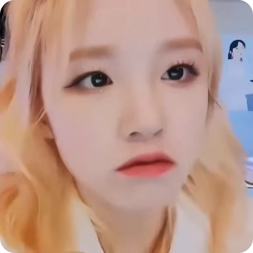 🧞‍♀️ Стикер «yuqi» для Telegram