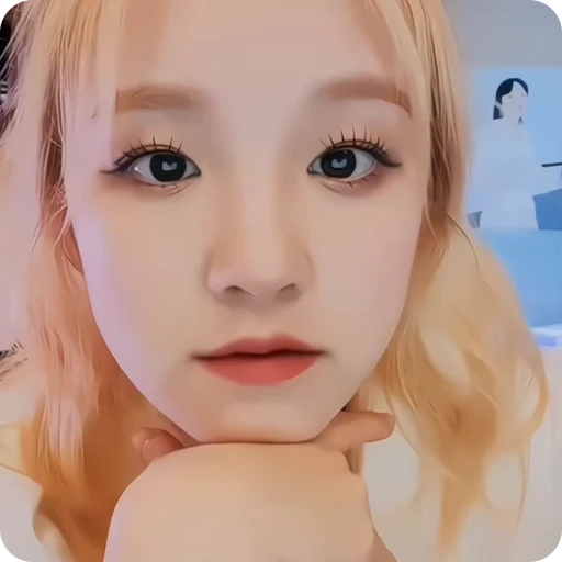 🧞‍♀️ Стикер «yuqi» для Telegram
