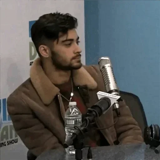 😉 Стикер «Zayn Malik» для Telegram