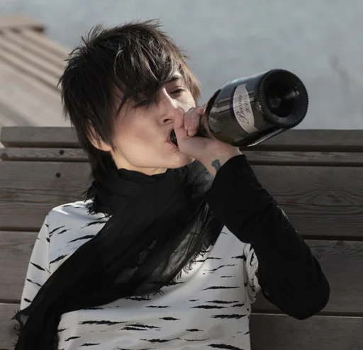 🍾 Стикер «Zemfira» для Telegram