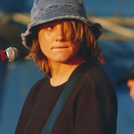 😳 Стикер «Zemfira» для Telegram