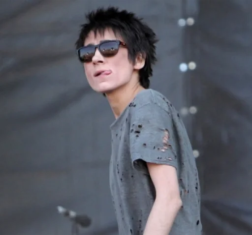😋 Стикер «Zemfira» для Telegram