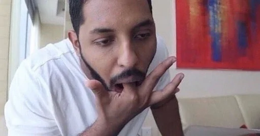 😂 Стикер «رياكشنز» для Telegram