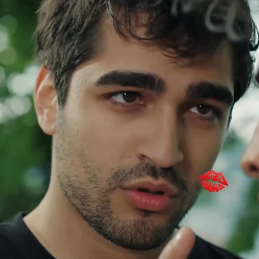 💋 Стикер «Зимородок/Yalı Çapkını» для Telegram