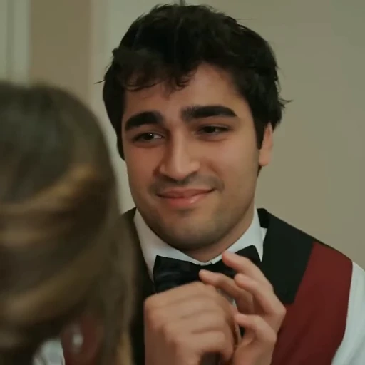 😊 Стикер «Зимородок/Yalı Çapkını» для Telegram
