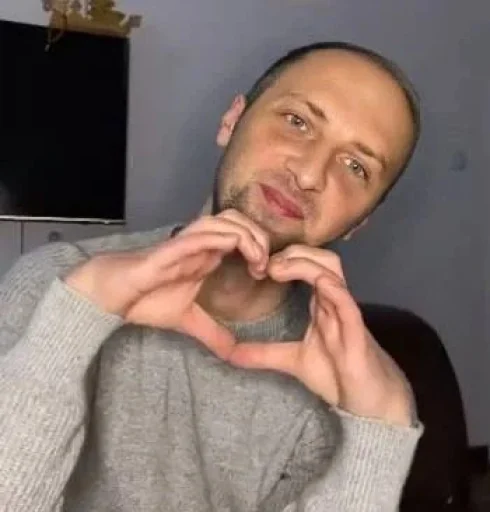 ❤️ Стикер «зубарев милаш» для Telegram
