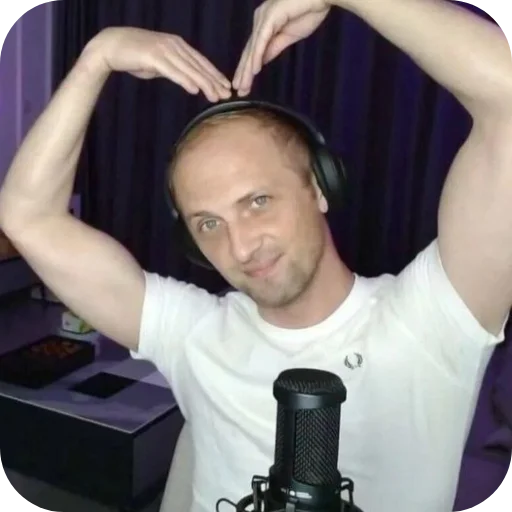 💪 Стикер «Zubarev» для Telegram