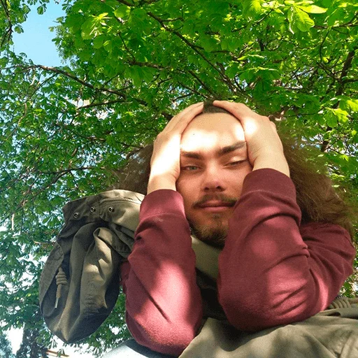 🤕 Стикер «звуки тоста» для Telegram