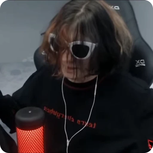 🎧 Стикер «zxcursed» для Telegram